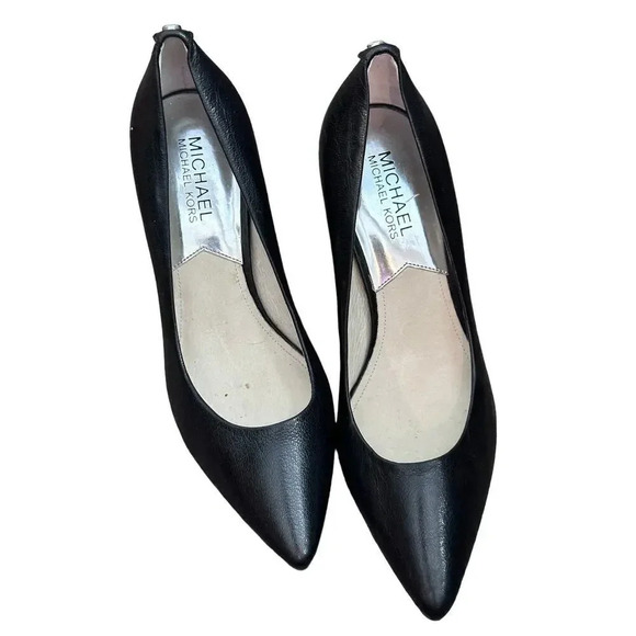 MICHAEL KORS MK Black Pointed Toe Flex Pump Mid-Heel Size 7M - Picture 1 of 9